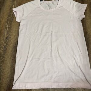 lululemon athletica Swiftly Tech Light Pink Short Sleeve Tee